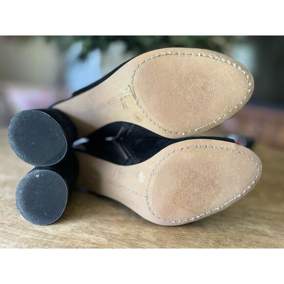 Vince Camuto Black Suede  Cutout Peep Toe Booties 9.5M Chunky Heel Sandals - Picture 8 of 8